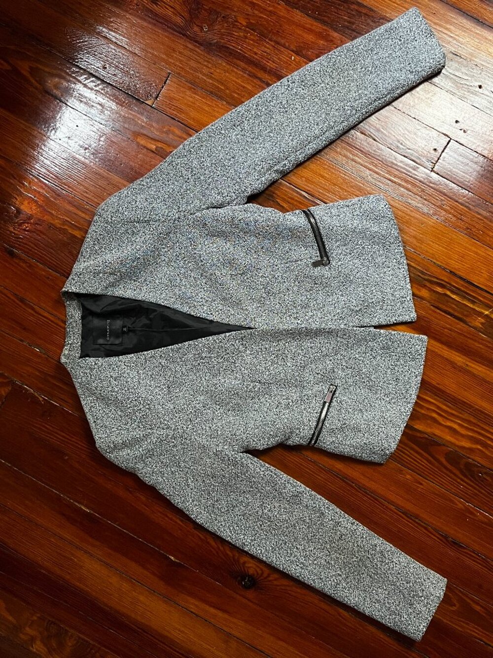 Silver Sharp Blazer - Picture 9 of 9